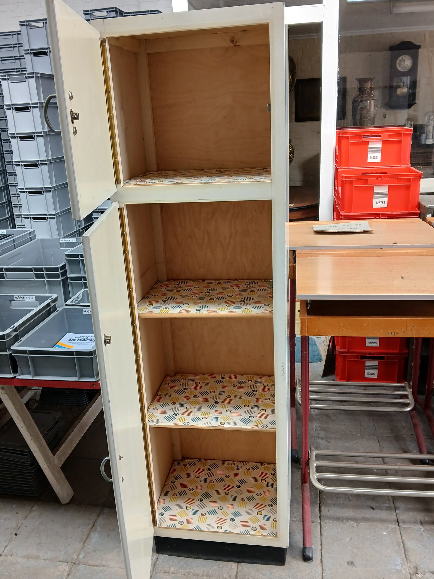 Kast