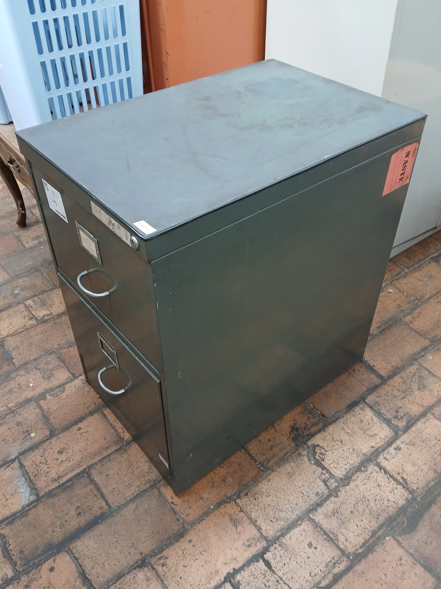 Ladenkast, fischekast, hangmappenkast
