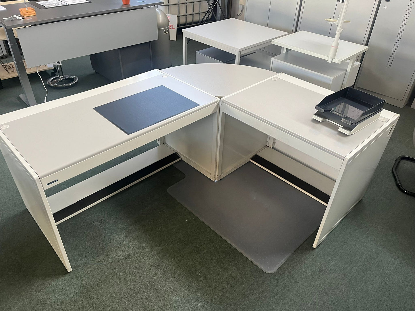 Bureautafel in L-opstelling