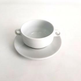 Soeptas met ondertas in porselein