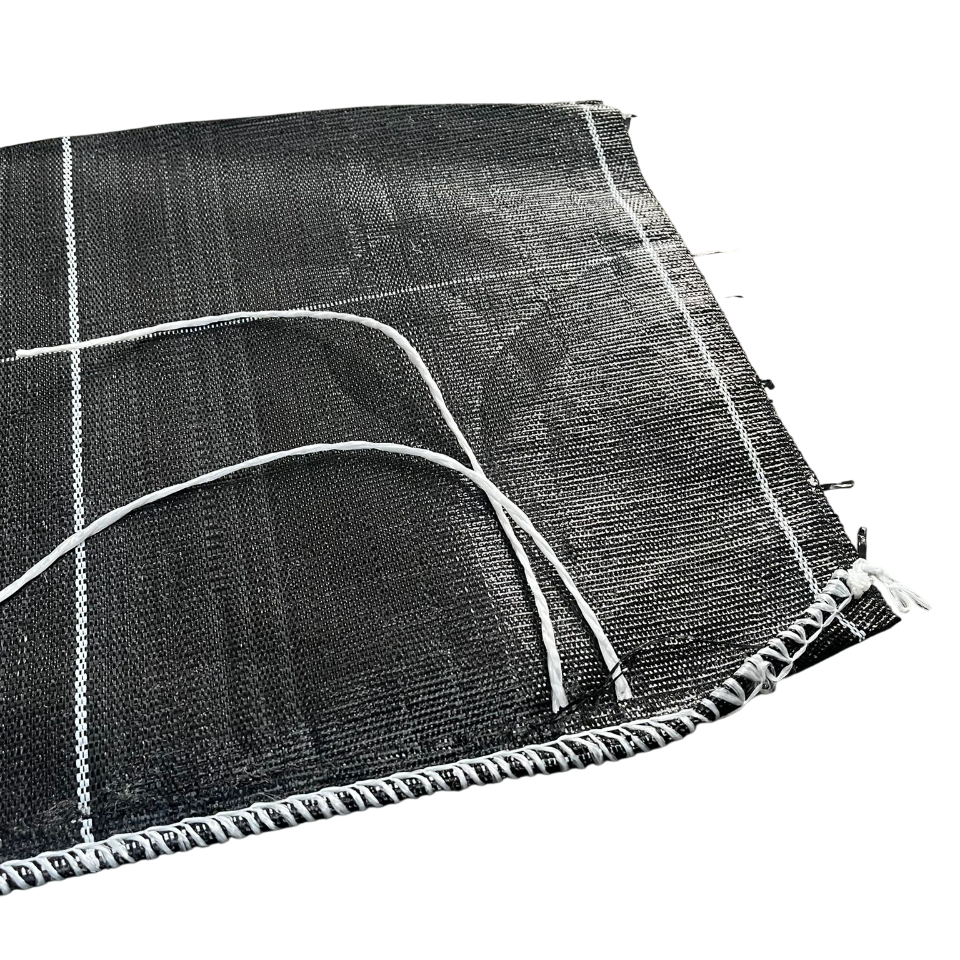 Zandzakje in zwarte polypropyleen