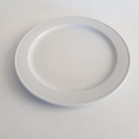 Plat bord in porselein