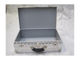 Valies in aluminium