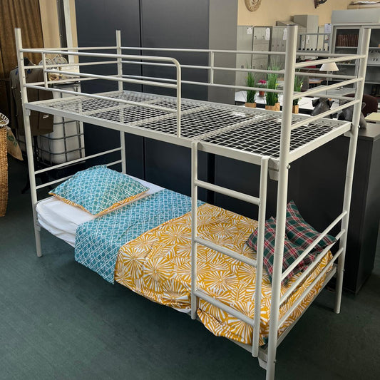 Stapelbed